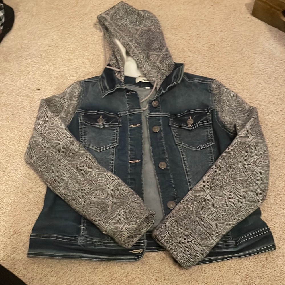 Juniors long sleeved jacket coat